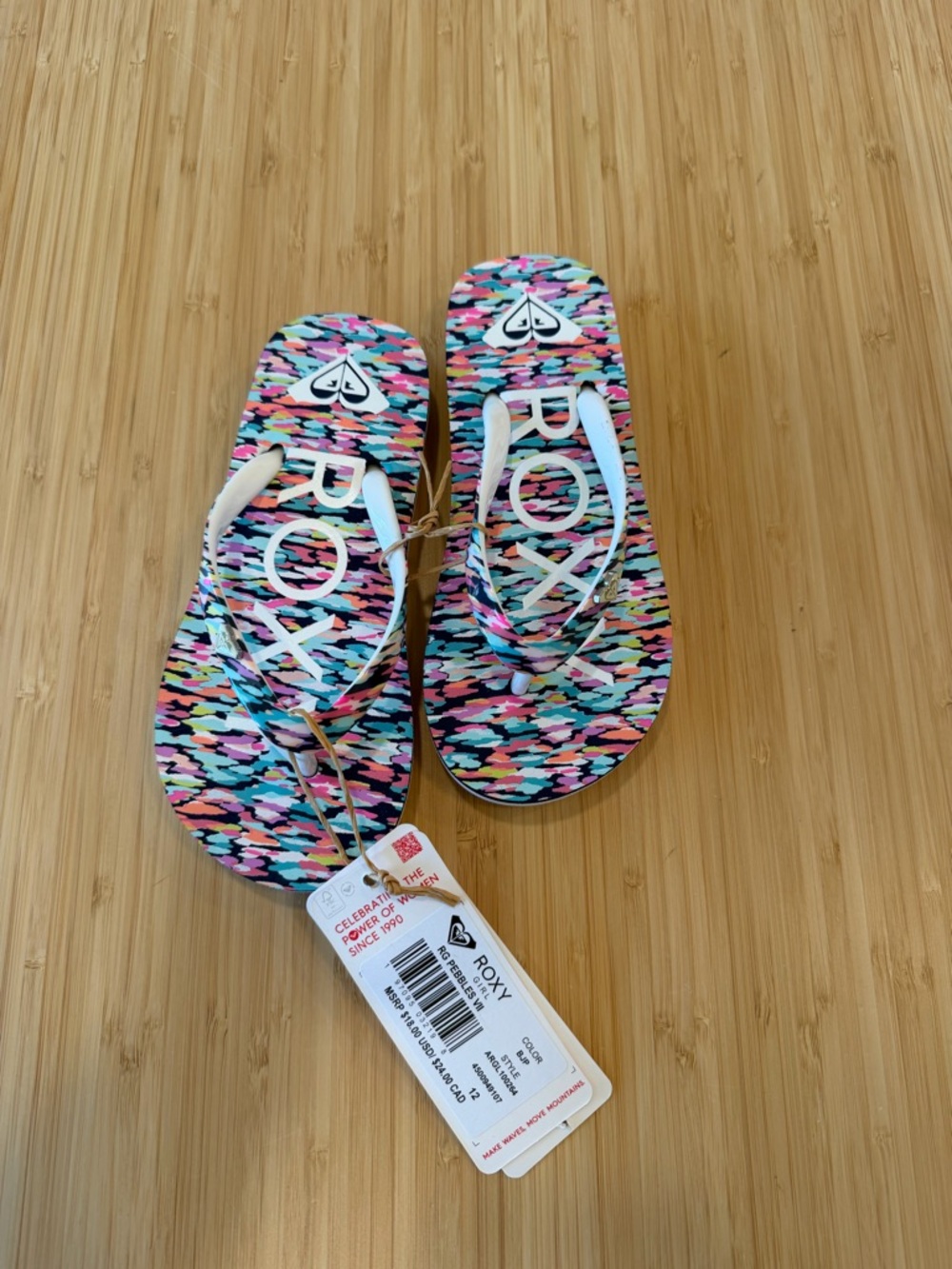 Roxy Girl Flip-Flops Sandals Size Girl 12 NEW RG Pebbles Colorful Beach Spring